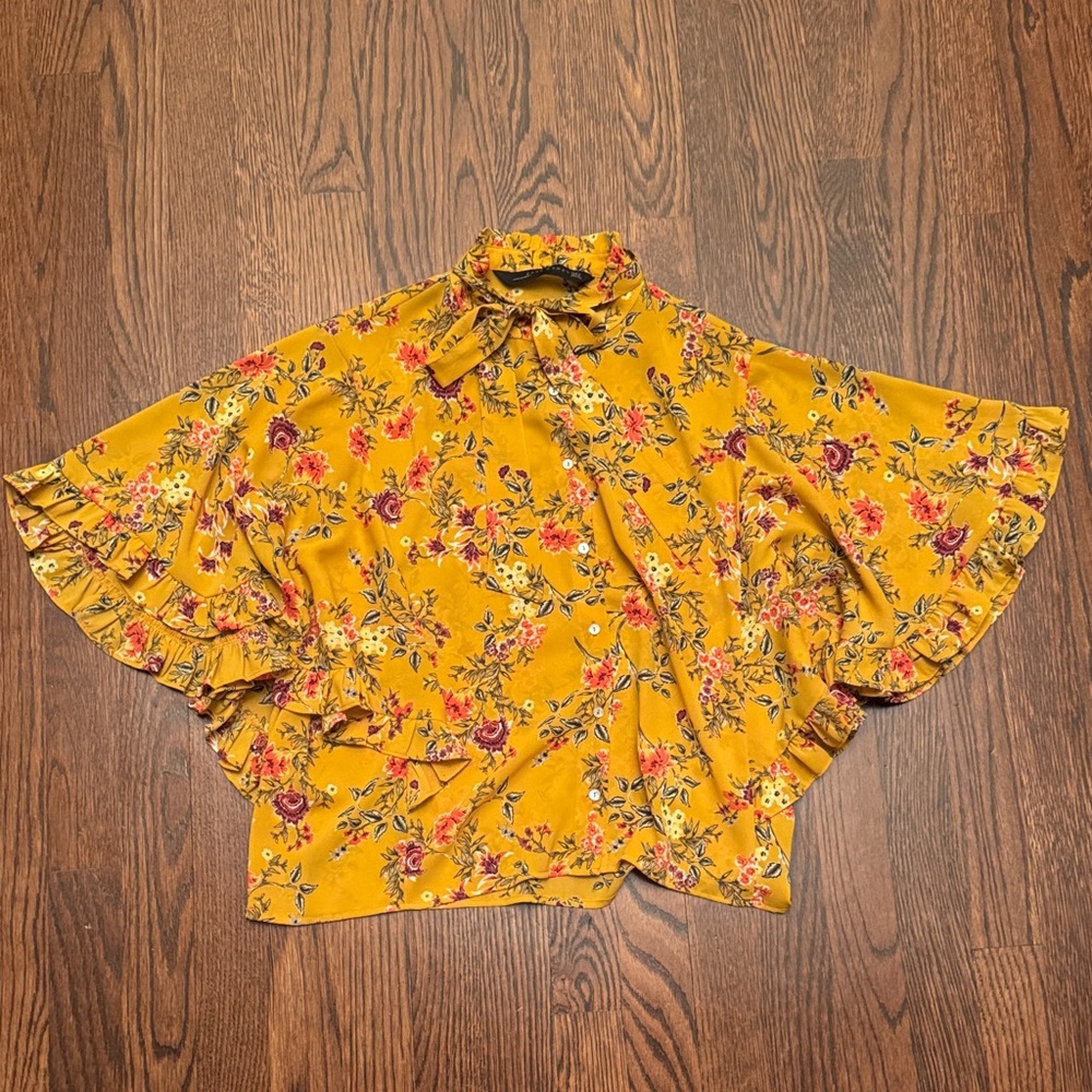 🎈🎈ZARA Mustard Floral Blouse